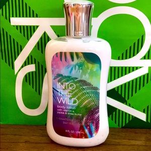 RARE Bath & Body works INTO THE WILD body lotion